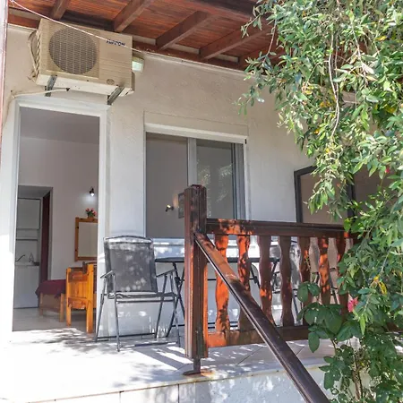 Apartment Elena *