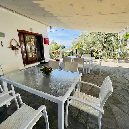 Apartment Elena